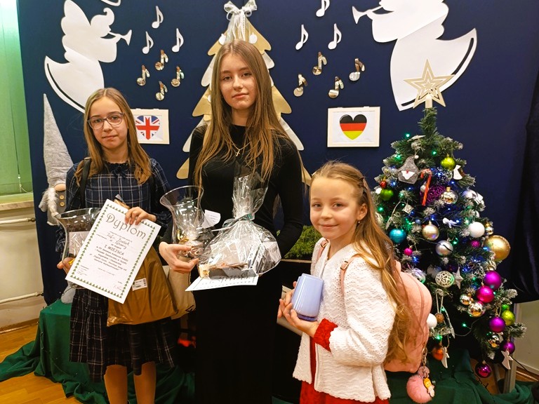 Konkurs kolęd i piosenek świątecznych